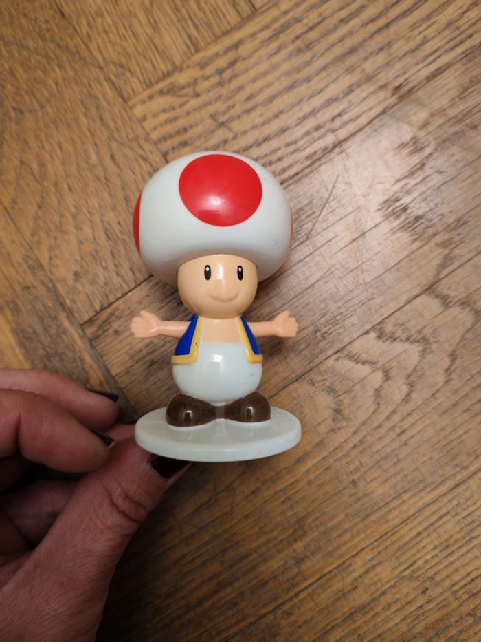 Figurine