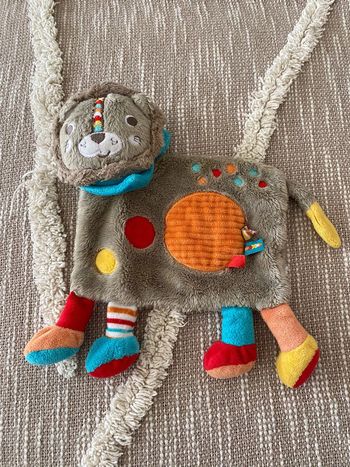 Peluche doudou plat 22cm simba toys nicotoy lion indien gris beige très bon état