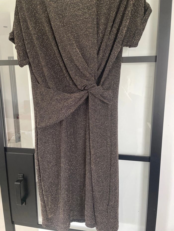 Robe noire - photo numéro 2