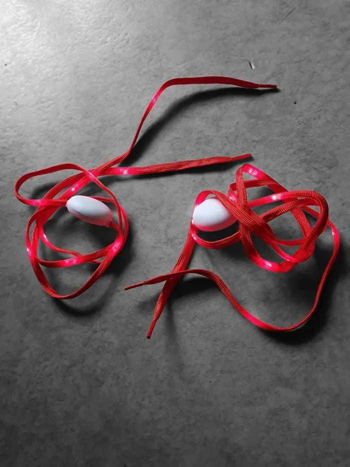 lacets rouges lumineux chaussures enfants - photo numéro 3