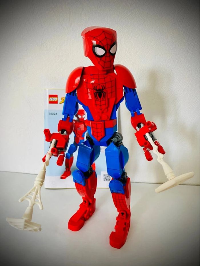 LEGO Marvel Super Heroes 76226 - La Figurine de Spider-Man - Complet avec Notice - photo numéro 2