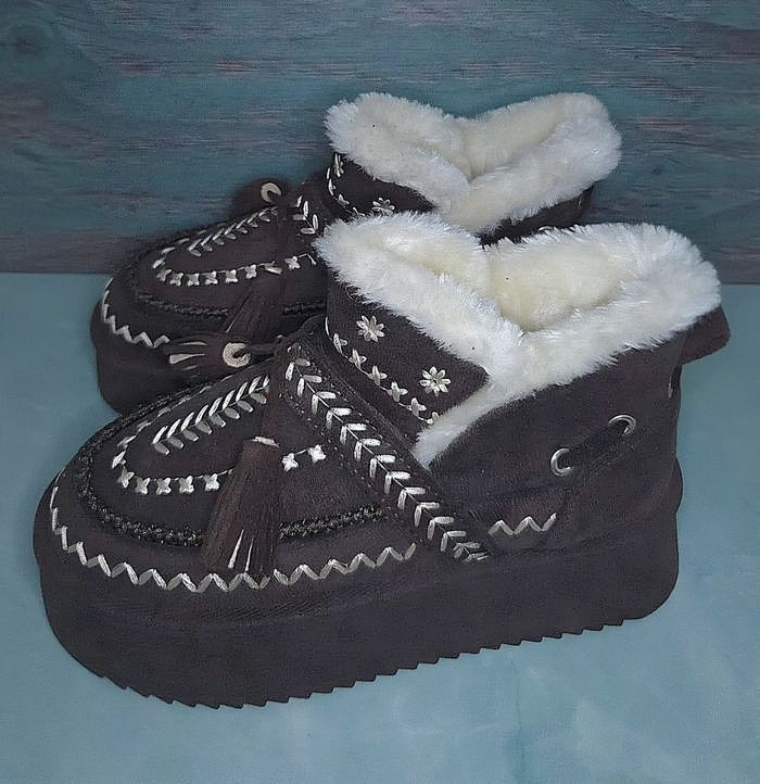 Boots d'hiver marron bottines basses tendances - Taille 41 - Neuves - photo numéro 1