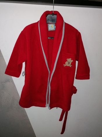 Peignoir rouge d'hiver 2ans