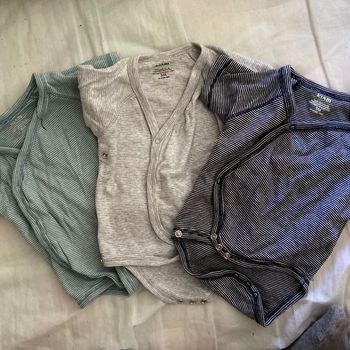 Bodies taille 3 mois