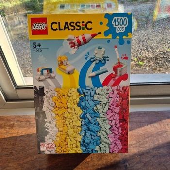 Lego 11032 : Boîte 1500 pièces neuve