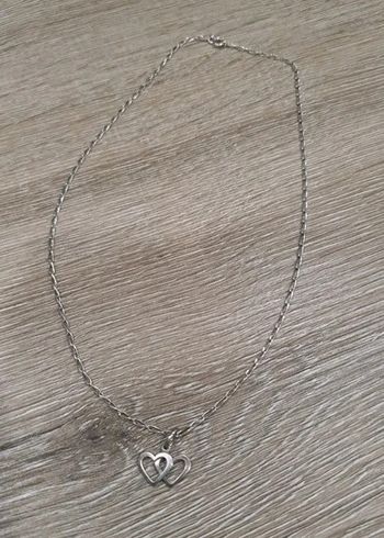 Chaîne avec pendentif coeur