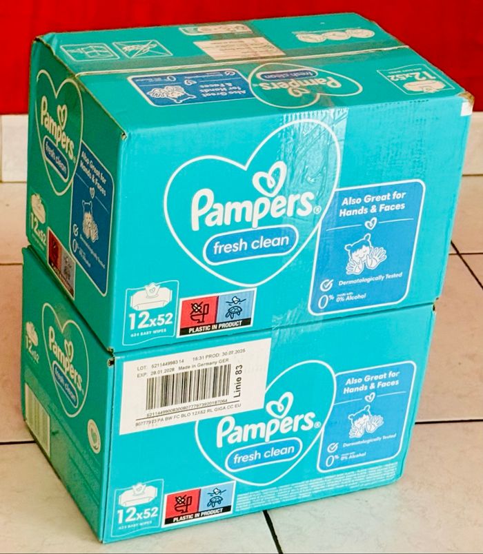 Lingettes Pampers deux cartons , 24paquets Neuf 🌸🌺