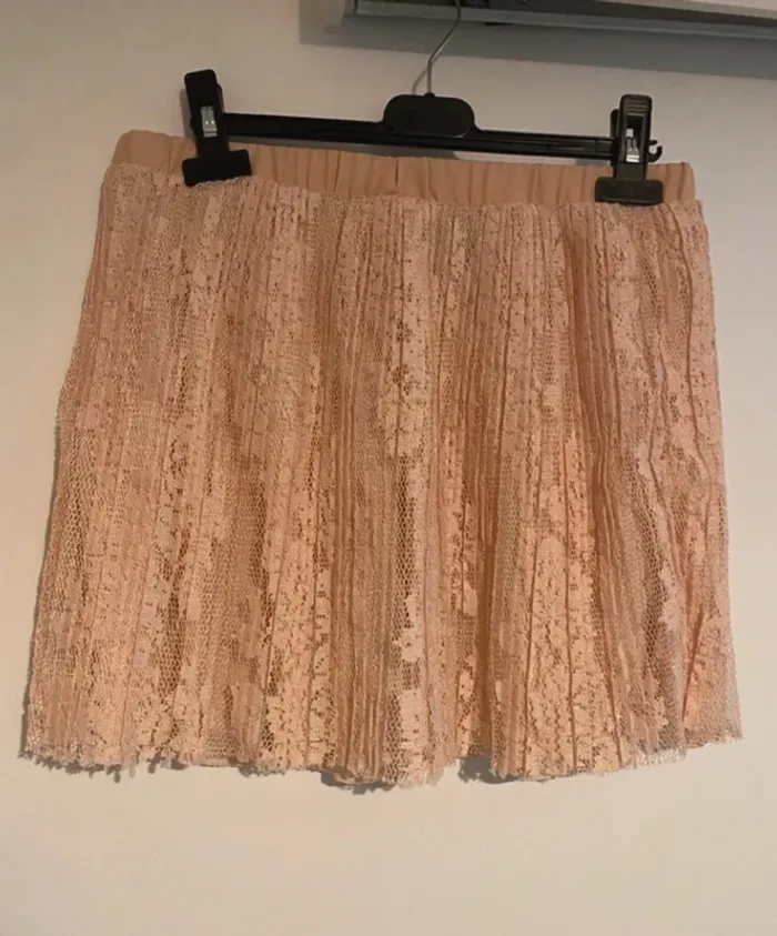 Jupe courte plissée rose poudré dentelle Jennyfer - Taille M (38/40)