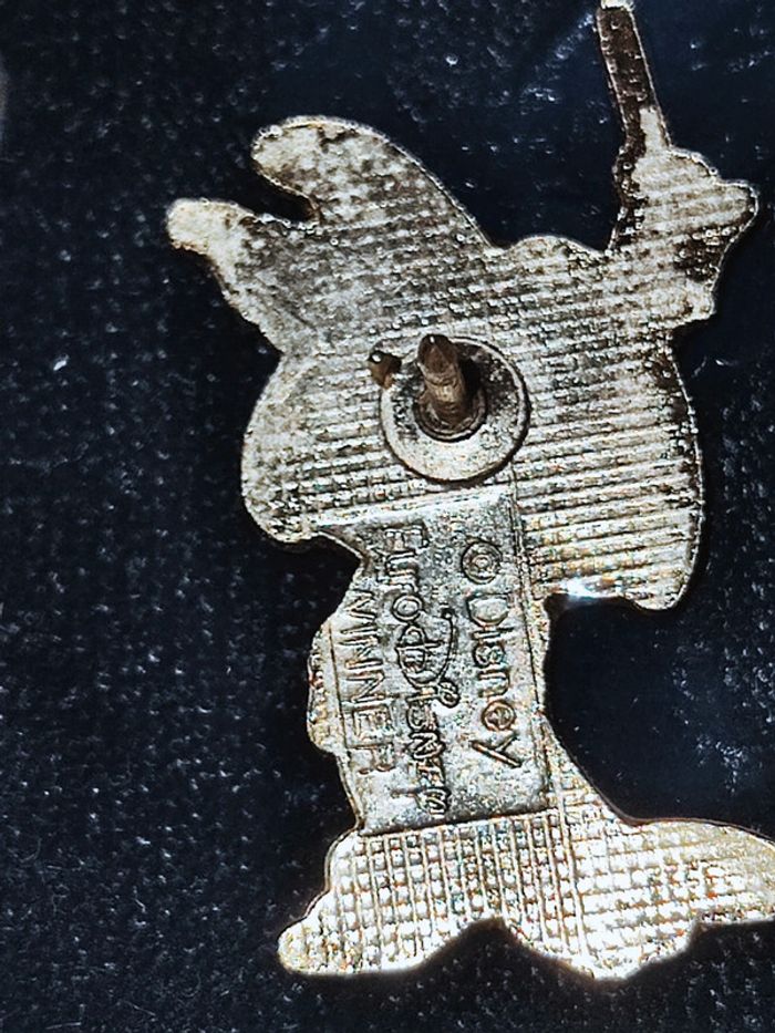 Pin's Mickey mouse Fantasia - photo numéro 4
