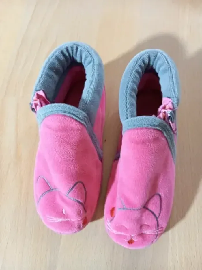 Chaussons Isotoner taille 26 🎀 - photo numéro 3