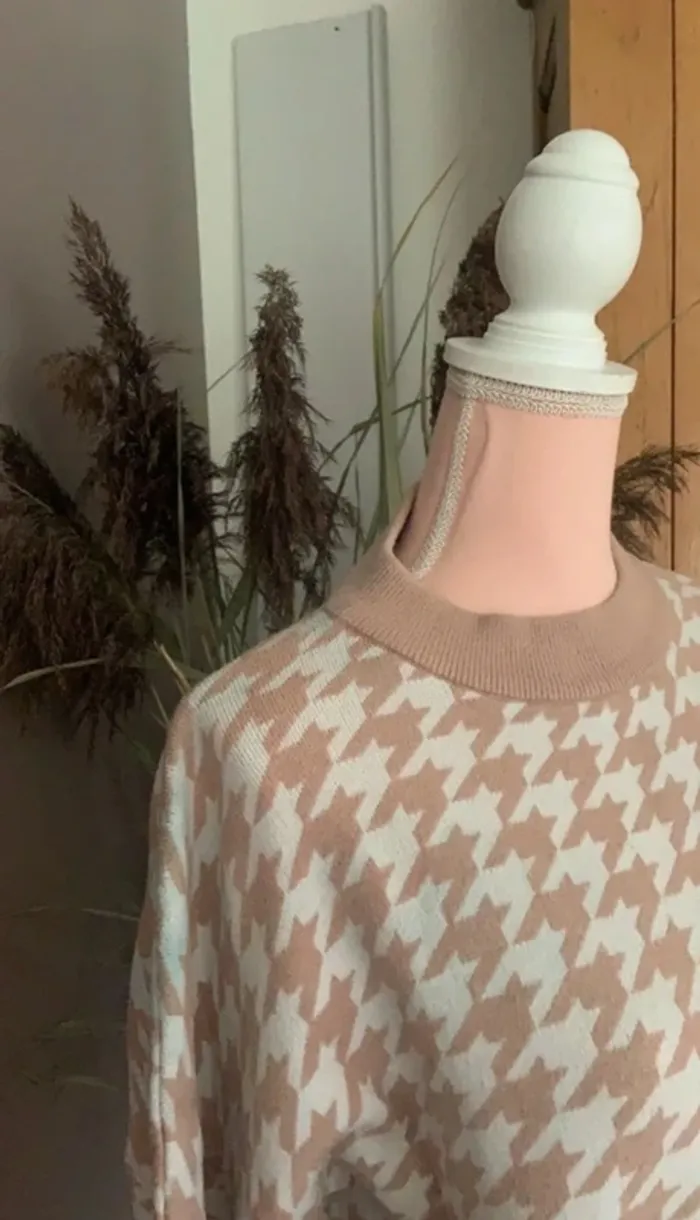Pull beige - photo numéro 8