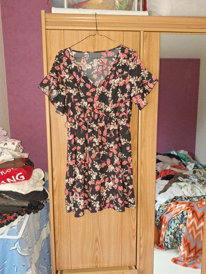 Robe fleurie manches courtes