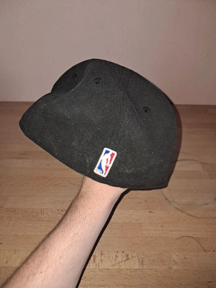 Casquette New Era vinatge New York Knicks size 7 ⅛ - photo numéro 4
