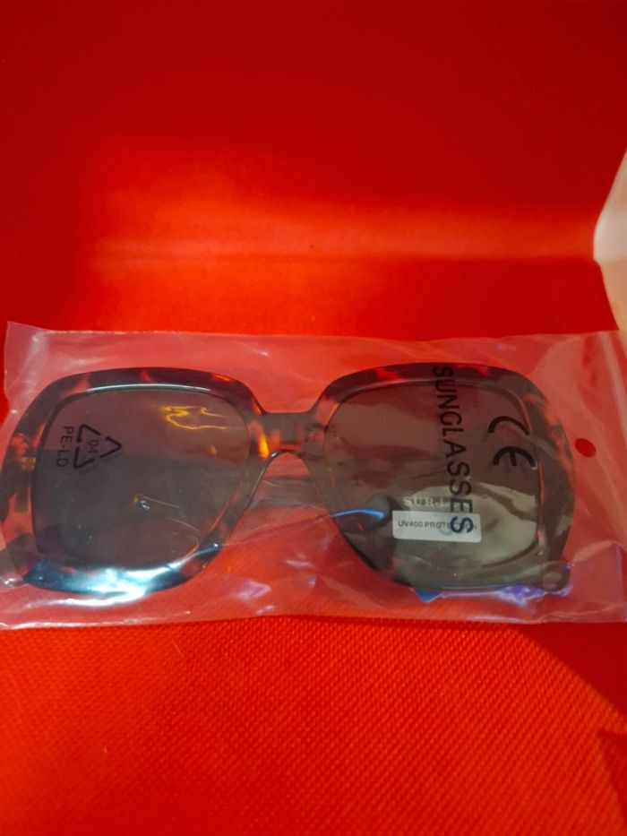 Lunettes de soleil Sur-Lux neuves avec étiquettes protection 400 CE couleur Léopard - photo numéro 5