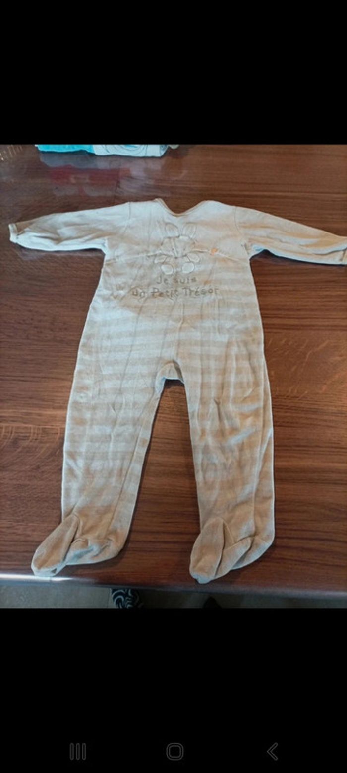Lot de 5 pyjamas garçon 18 mois - photo numéro 10