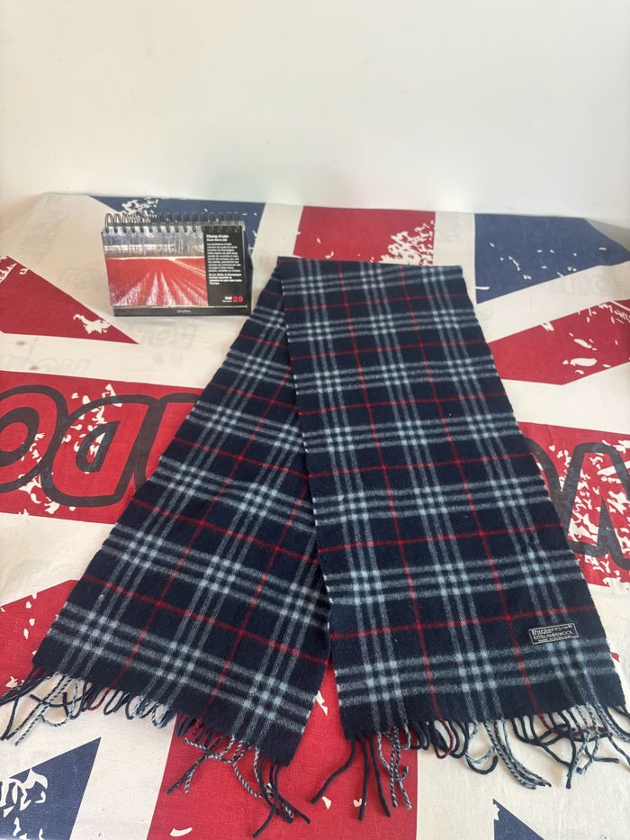Écharpe Burberry 155cm bleu blanc et rouge grand carreau - photo numéro 9