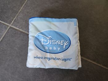 Livre à toucher Disney