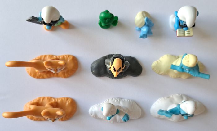 Lot de 10 figurines Schtroumpf Smurfs Peyo Kinder McDonald's et autre - photo numéro 3