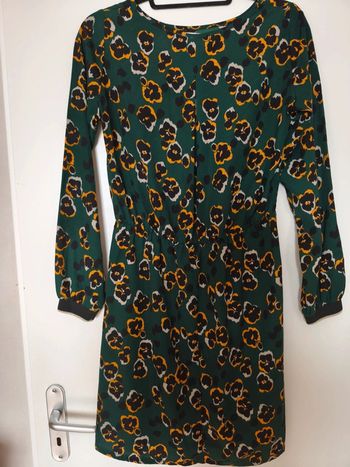 Robe Promod fleuri en très bon état