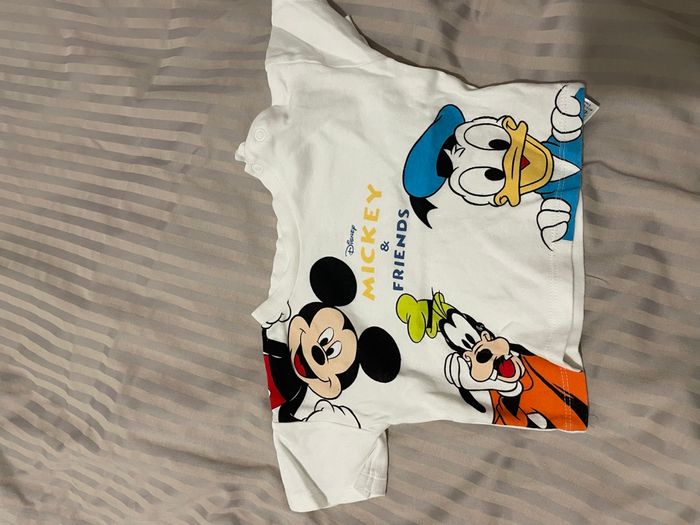 T-shirt bébé