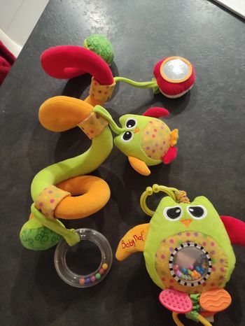 Spirale d'activités et jouets baby nat