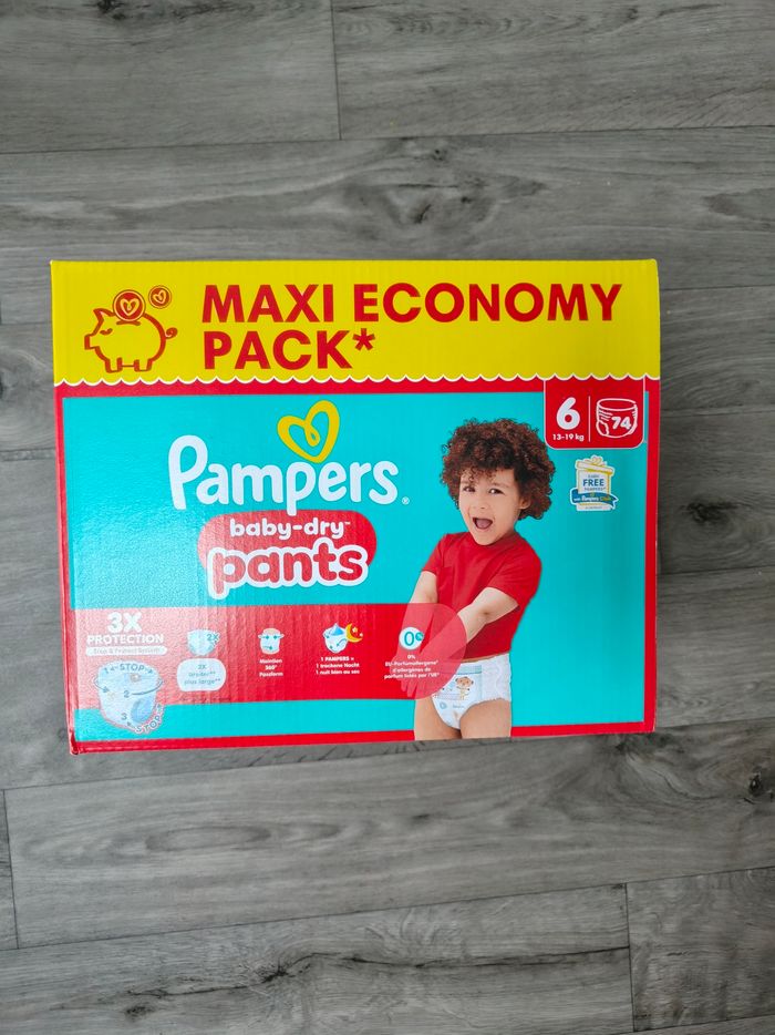 Carton couche pampers taille6 - photo numéro 2