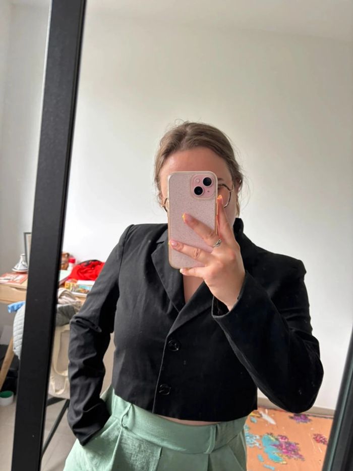 Blazer court noir zara taille S - photo numéro 2