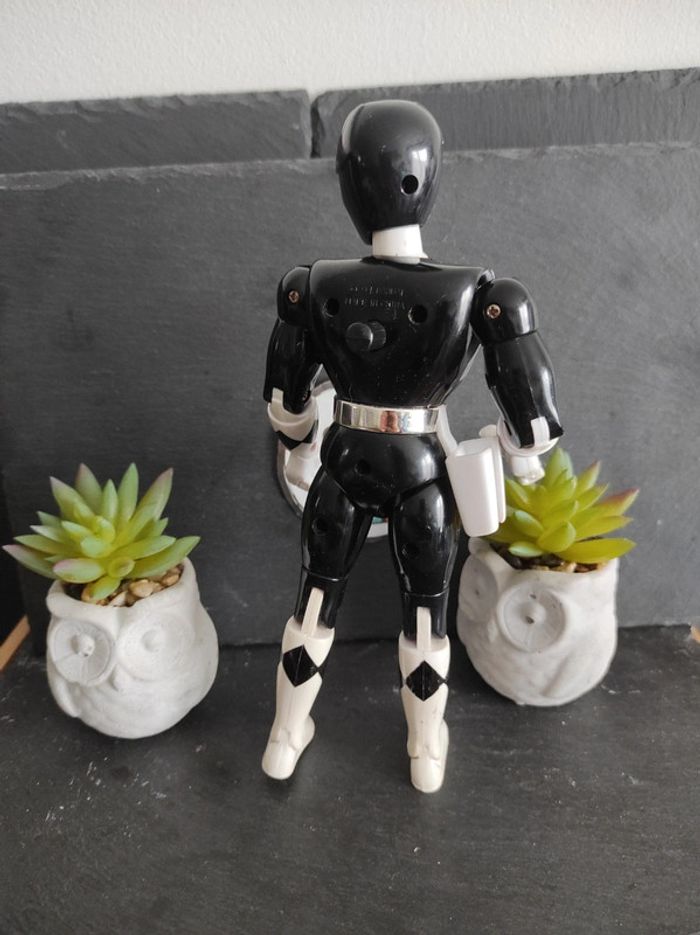 Power Rangers Mighty Morphin Black Noir Éléphant 20 Cm #geektradepowerrangers - photo numéro 2