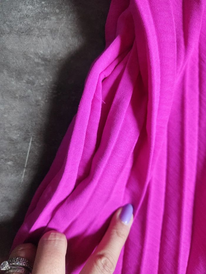 Robe tendance fushia 🌸 - photo numéro 3
