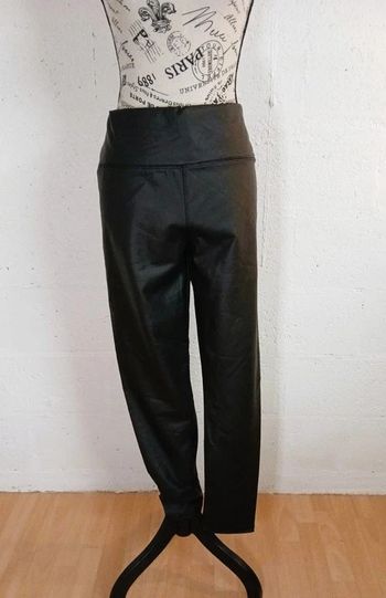 🖤 Legging simili cuir – Taille 4XL – État impeccable