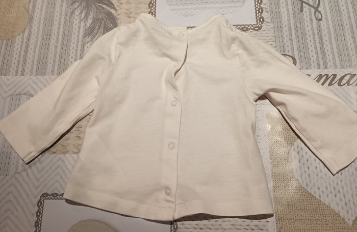 T shirt manches longues 🩷 - photo numéro 2