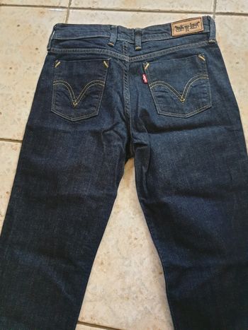 jean Levis etat neuf