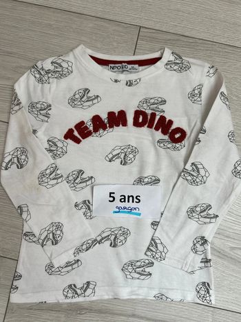 T-shirt