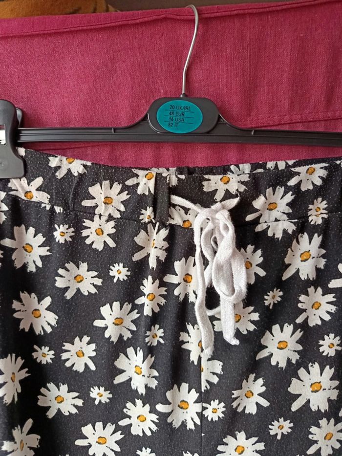 Short taille élastique avec cordon de serrage taille 52 de chez Shein - photo numéro 2