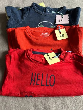 Lot de trois tee-shirts manches longues