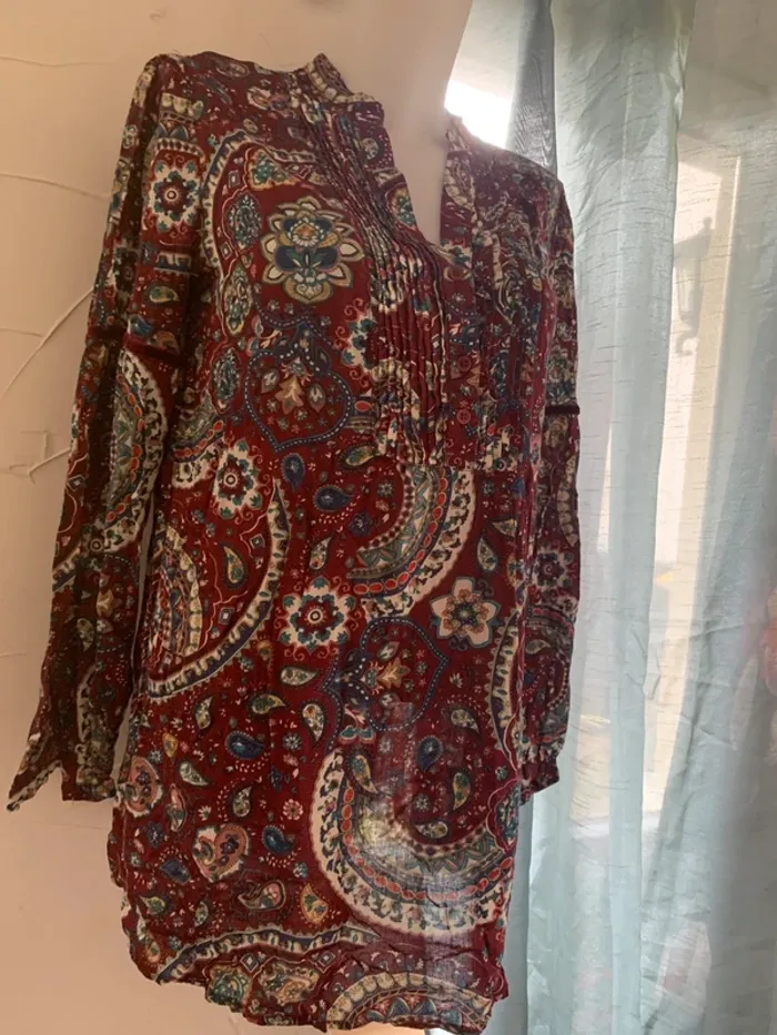 Blouse manches longues à motifs taille 44-46 - photo numéro 4