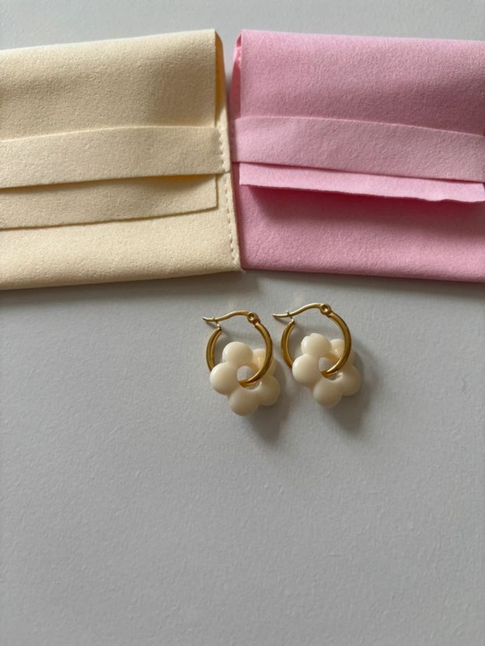 Créole pendentif fleur