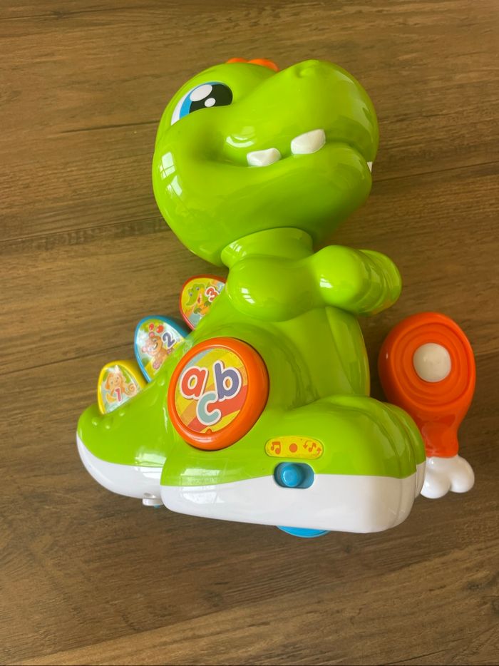 Baby T-rex
