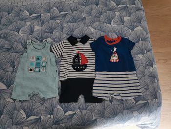 Lot 3 body-short été 3mois