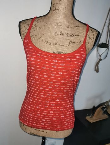 T-shirt.