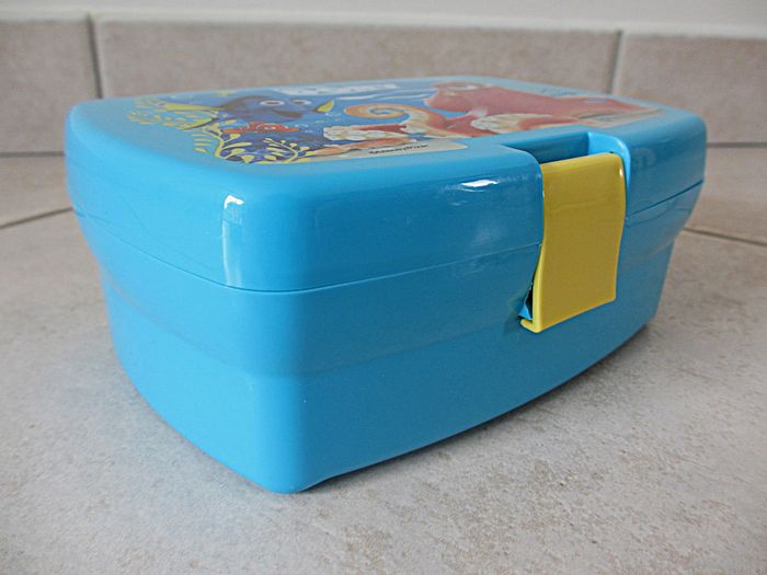 Boîte à goûter rectangulaire enfant en plastique Dory - photo numéro 3