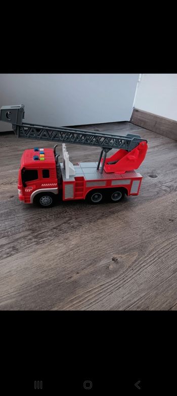 Camion de pompiers à friction