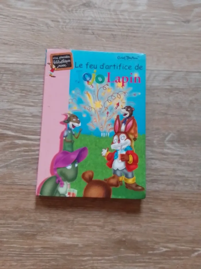 Livre jojo lapin