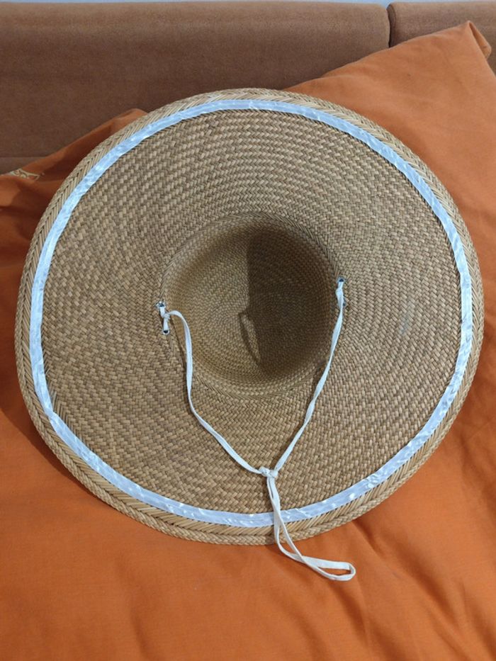 Grand chapeau de paille sombrero avec dentelle beige - photo numéro 2