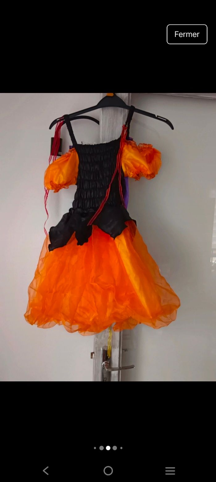 Robe d'halloween avec serre terre - photo numéro 4