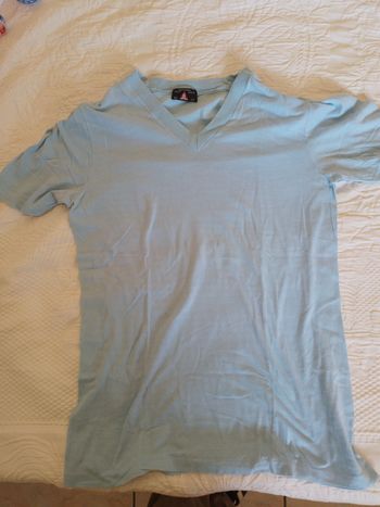 tee shirt bleu