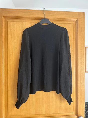 Pull fin noir slim manche transparente plumetis S