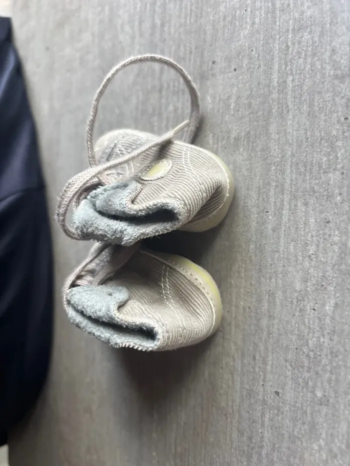 Chaussure bébé - photo numéro 4
