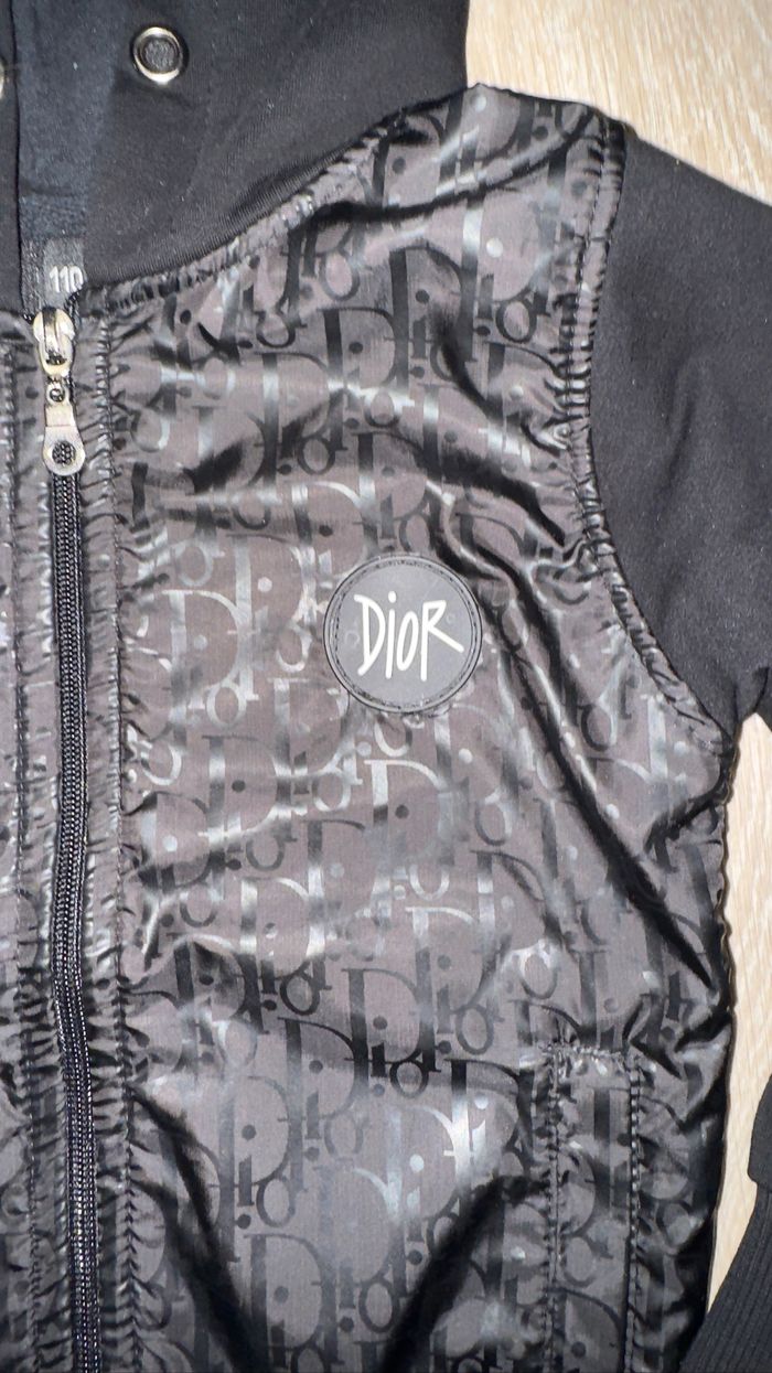 Veste à zip - photo numéro 2
