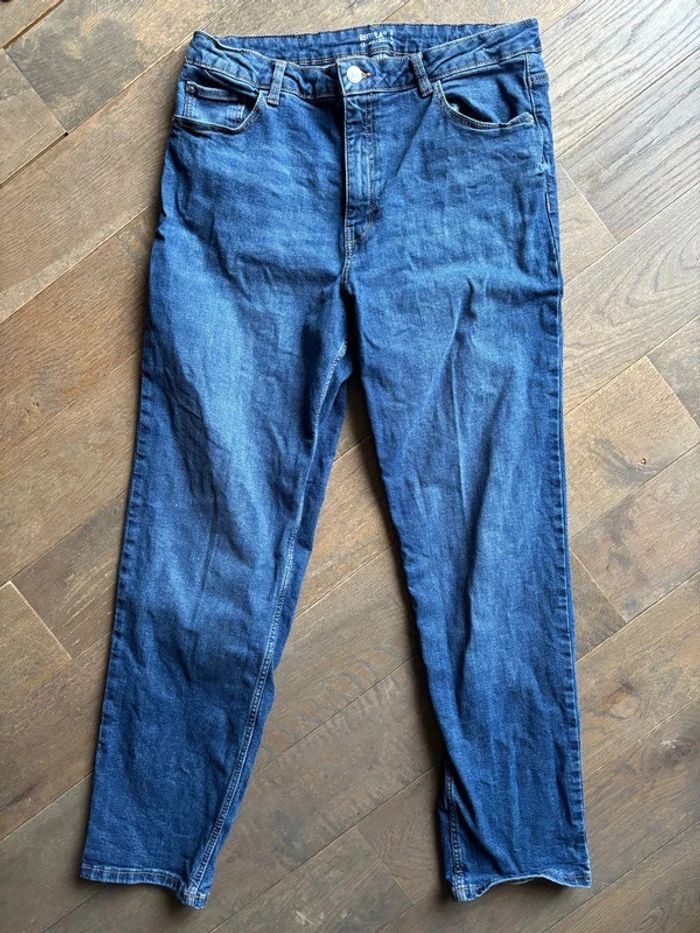 Jean regular Kiabi t.42 parfait état - photo numéro 4